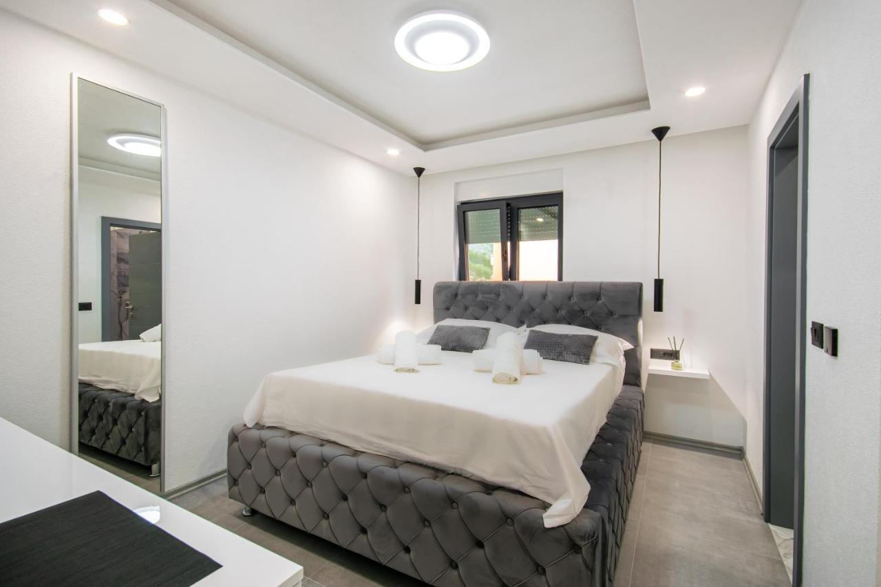 Luxury Sol Apartment
